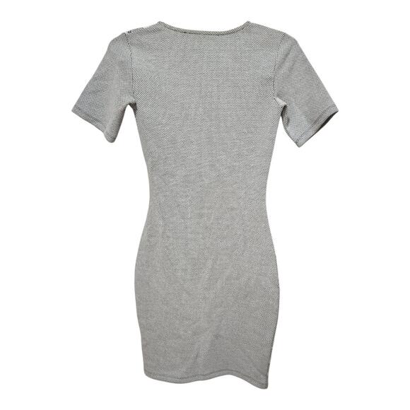 French Connection Embroidered Floral Bodycon Dress Size 2 Black Cream - Picture 2 of 9